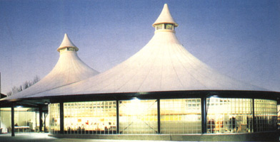 Picture of glassblock walling at Swindon market